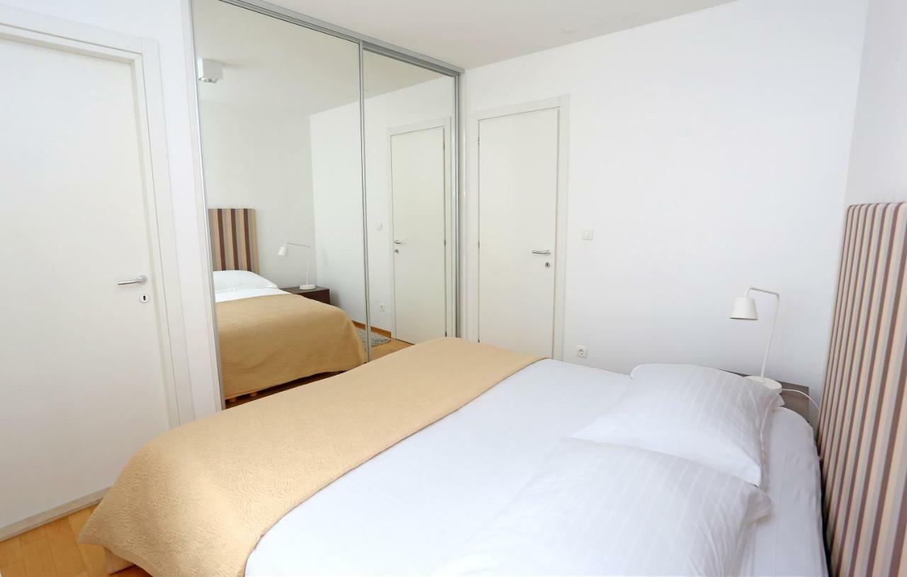 Luxury Apts Leone Split Centre Exterior foto